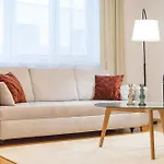 Your Center Stylish & Spacious קושיצה