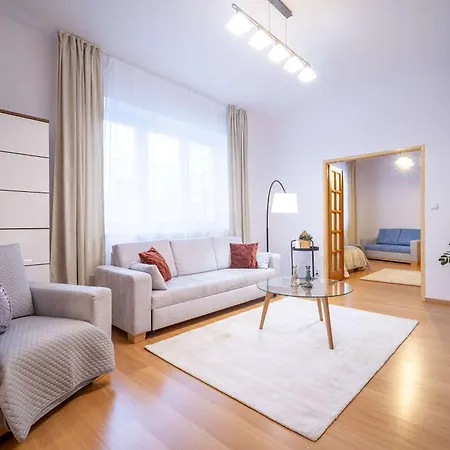 Your Center Stylish & Spacious アパート コシツェ
