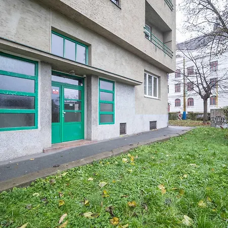 Apartment Your Center Stylish & Spacious Kosice